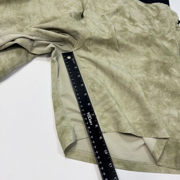 Fabletics Shorts Mens Size XXL 5" Inseam Running Gym Athleisure - Picture 8 of 8